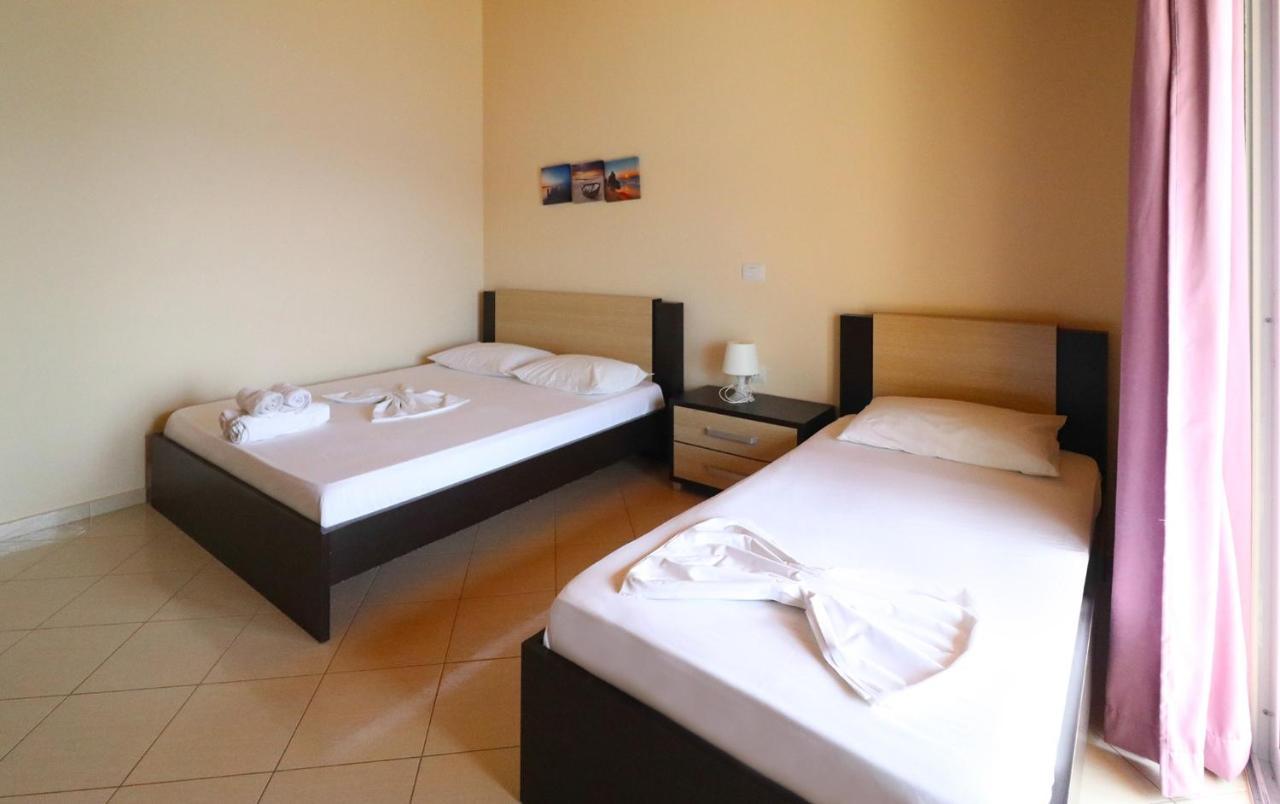 Hotel Potami Beach - Mondi Goro Хімара Екстер'єр фото