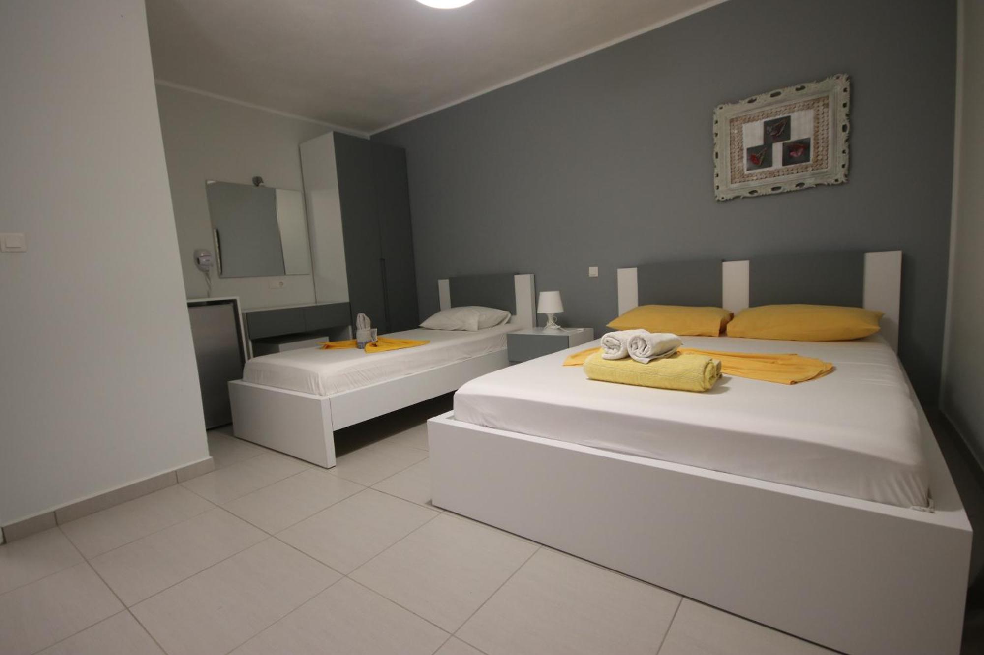 Hotel Potami Beach - Mondi Goro Хімара Екстер'єр фото